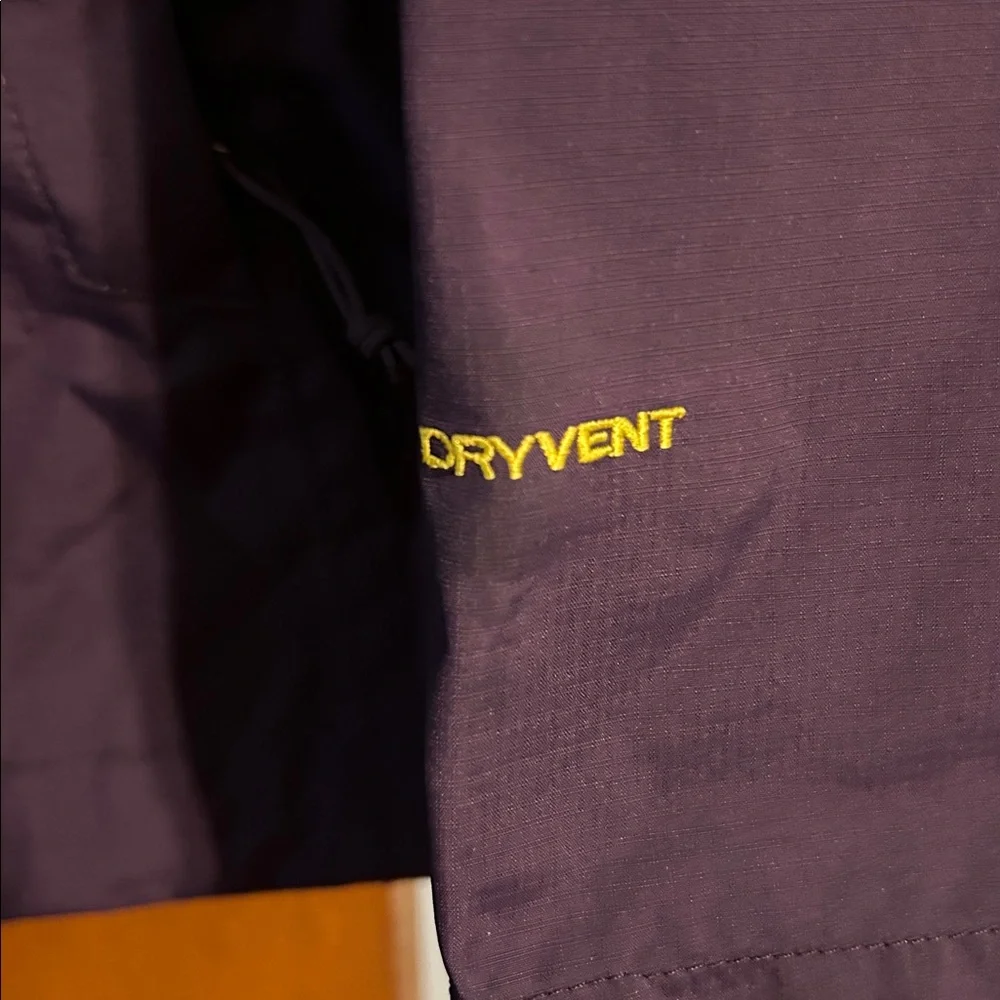 The North Face Deep Purple Windbreaker - Picture 3 of 5
